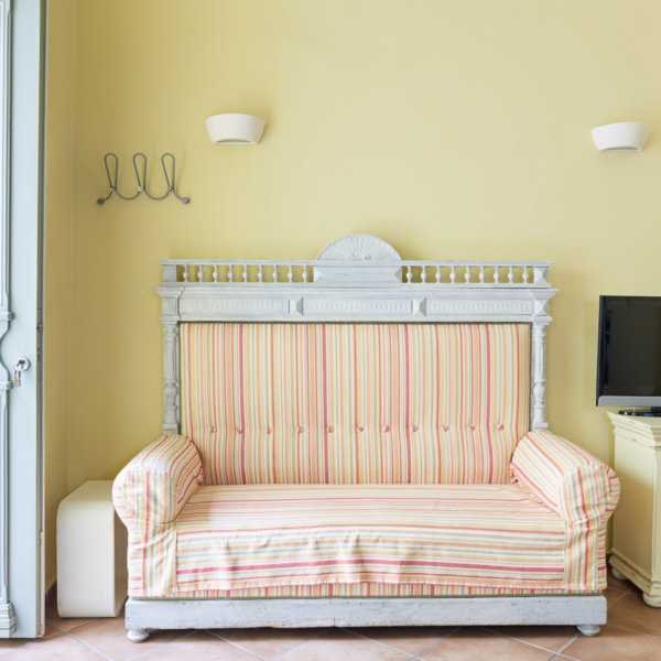 Lila Guesthouse Quadruple Yellow 1