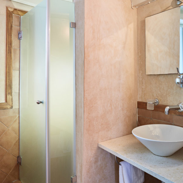 Lila Guesthouse Quadruple Yellow 9